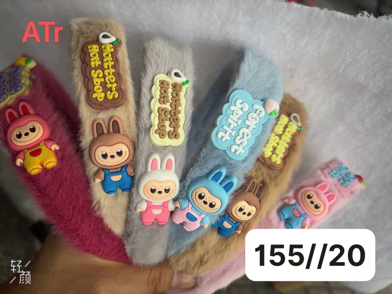 Kẹp tóc lông nhân vật pastel